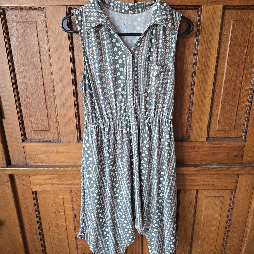 Floral Sleeveless Dress